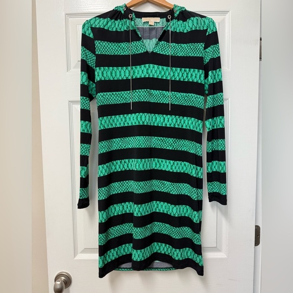 MICHAEL Michael Kors Women’s Green and Black Python Print V-Neck Dress Size S - Picture 1 of 14